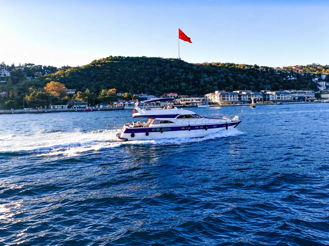 Yat 5 fotoğrafı